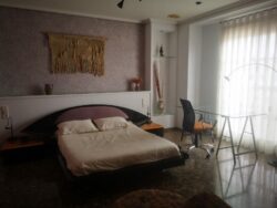 Student rooms in a very spacious apartment – Ref. 001303