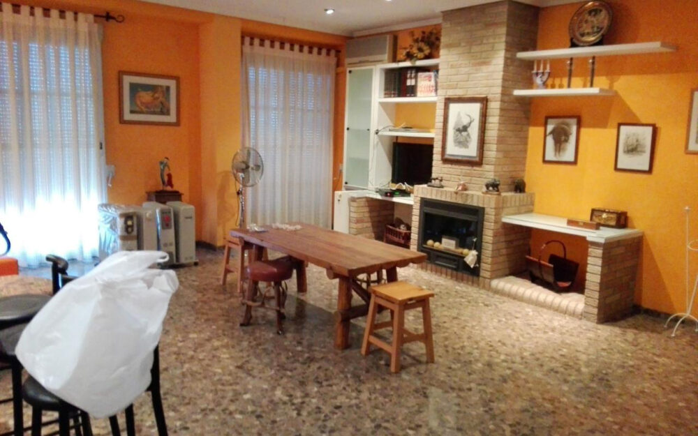 Student room in shared apartment for rent in Moncada – Ref. 001363