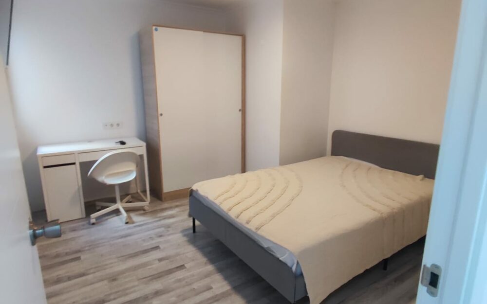 Chambre étudiante en colocation à Moncada – Réf. 001375