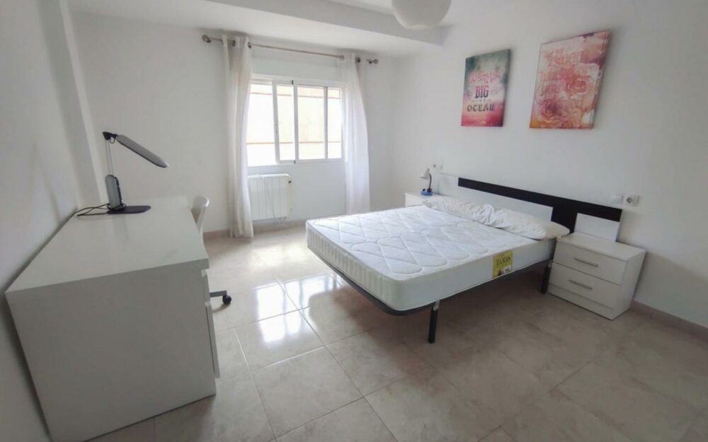 Piso en alquiler en Moncada – Ref. 001178-3