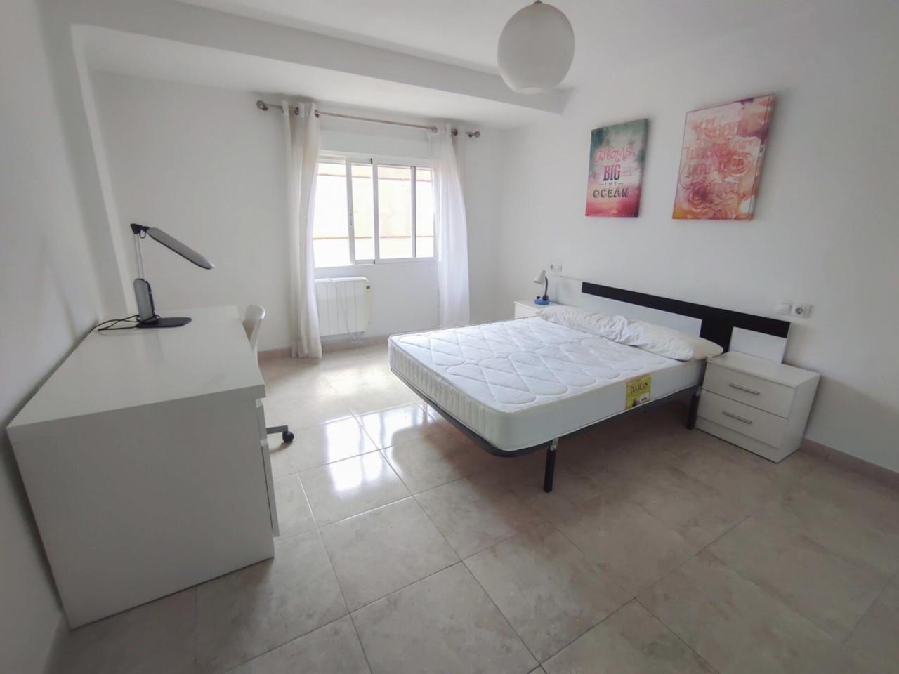 Piso en alquiler en Moncada – Ref. 001178-3 Piso en alquiler en Moncada – Ref. 001178-3
