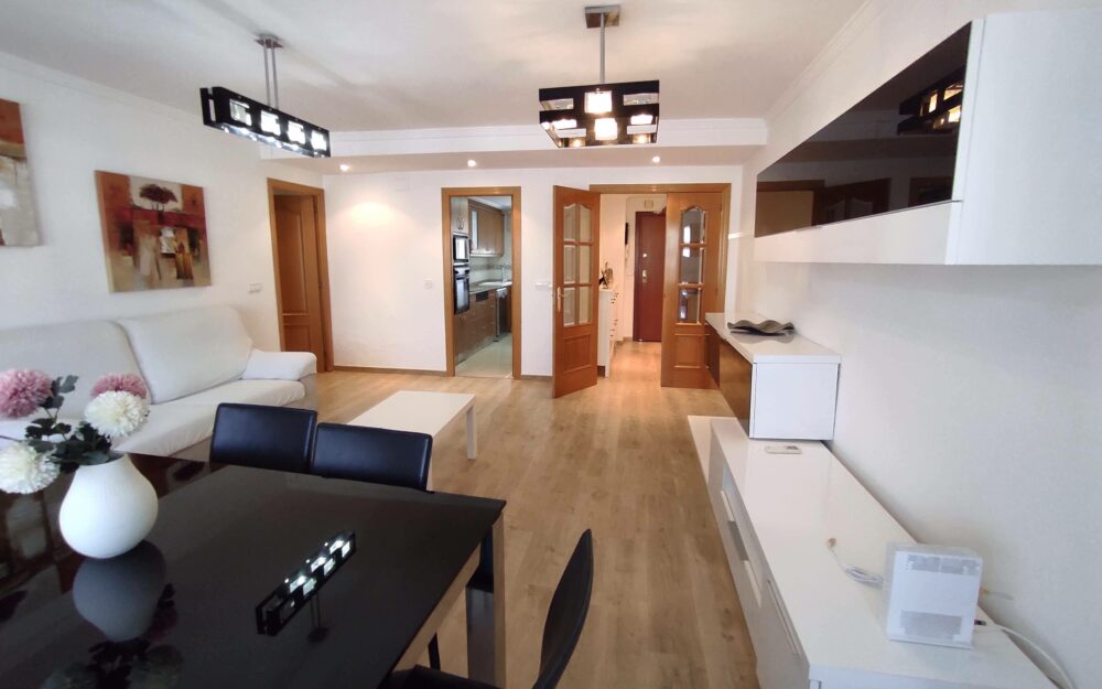 Piso en alquiler en La Creu Coberta – Ref. 001410