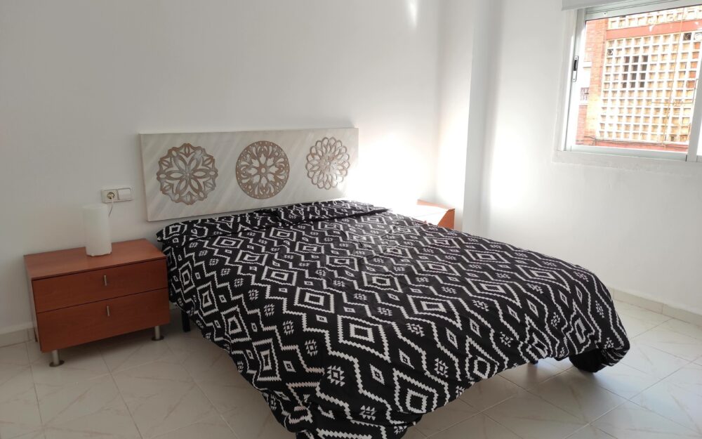 Piso de estudiantes en Moncada – reformado – Ref. 001416