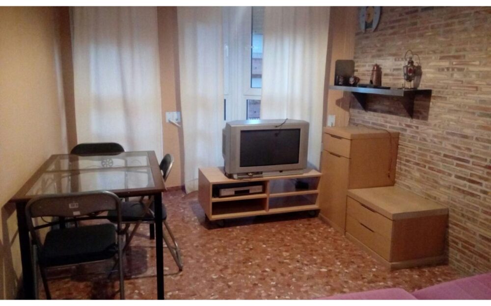 Student apartment for rent in Moncada – Ref. 001434