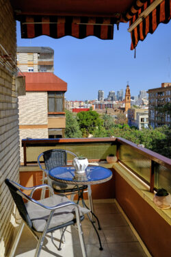 4-bedroom apartment for sale in Campanar (Valencia) – Ref. 001436