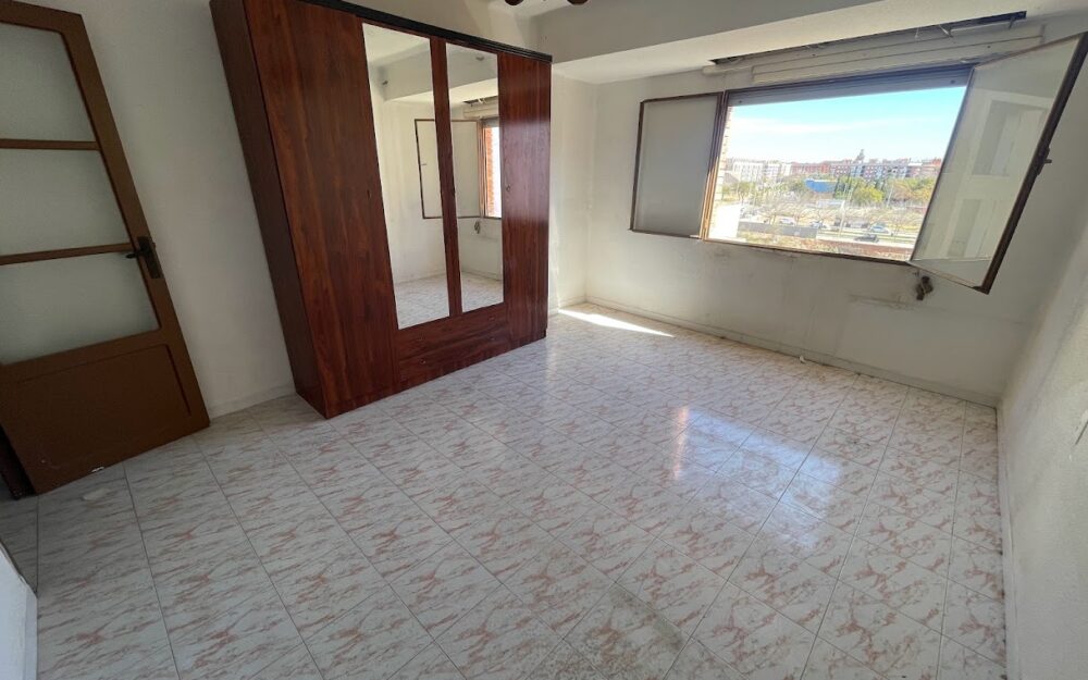 Appartement de 3 chambres à vendre à Moncada – réf. 001435